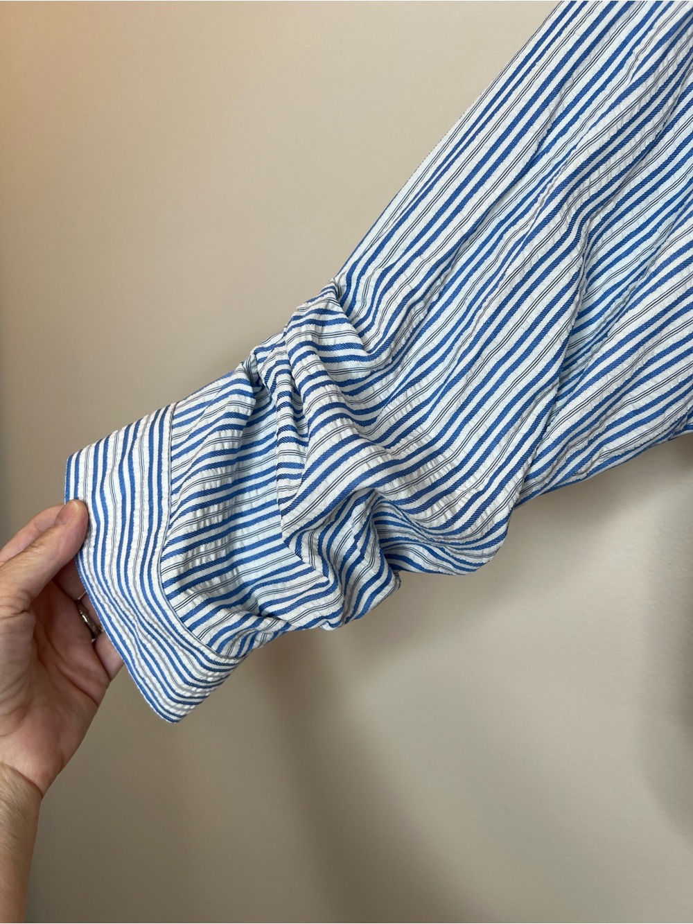 Democracy Womens M Blue White Striped Collared Long Sleeve Button Up Shirt NWT - Picture 4 of 11